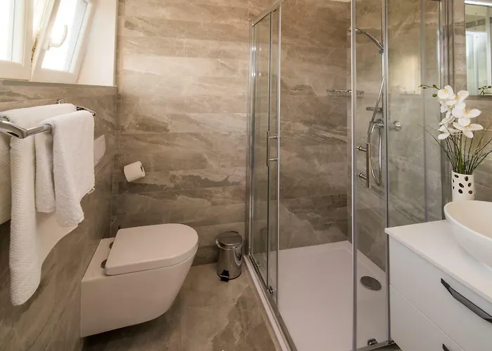 Luxury Imperia דירה